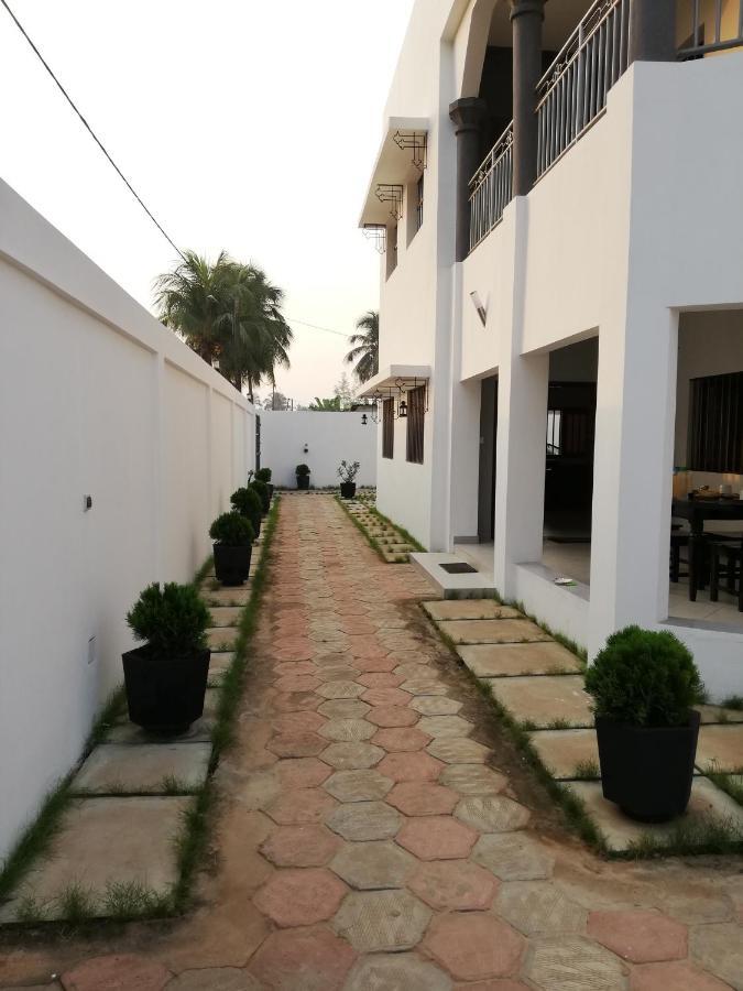Residence Mga Hotel Ouidah Ngoại thất bức ảnh