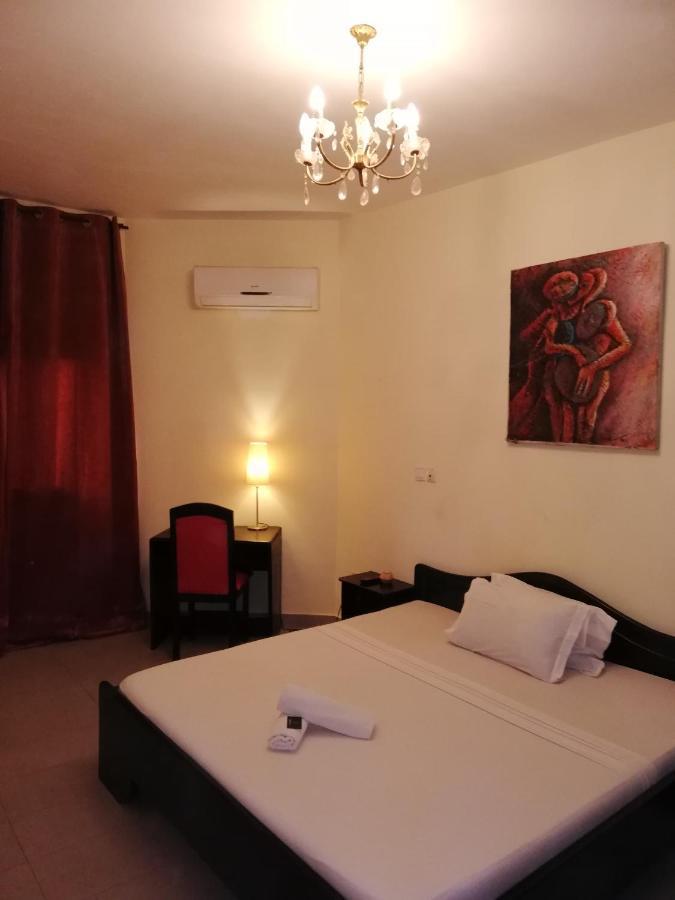 Residence Mga Hotel Ouidah Ngoại thất bức ảnh